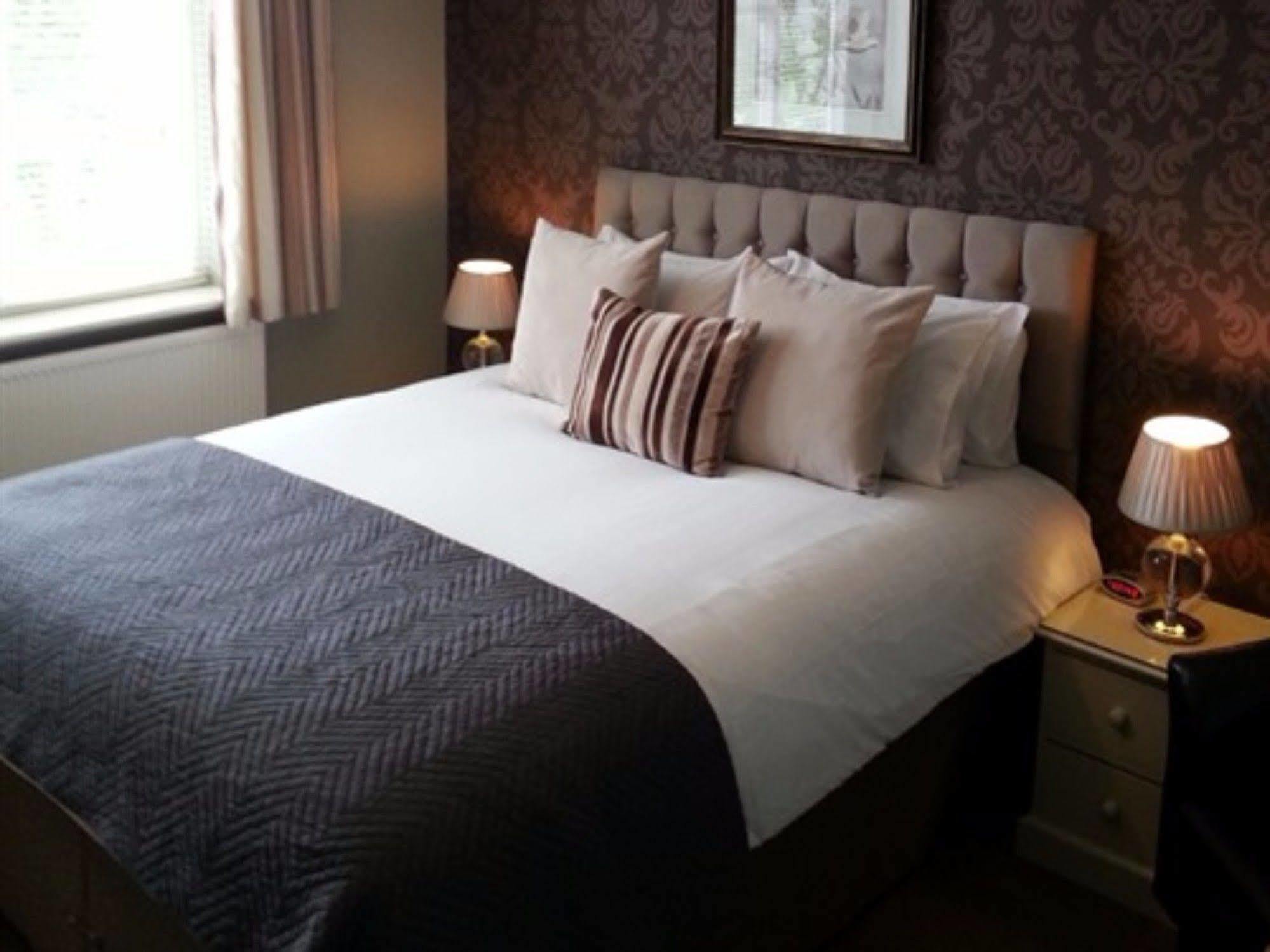 Hunters Moon Guest House Stratford-upon-Avon Exterior foto